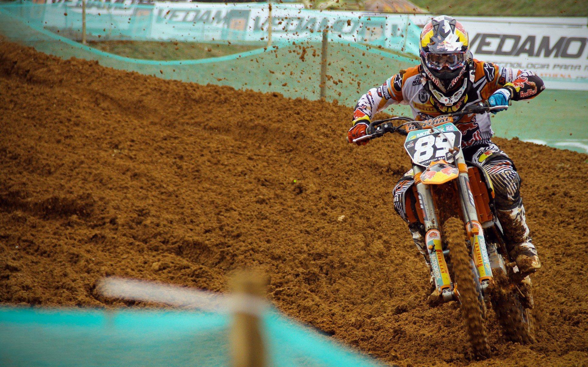 伊拉克主帅赛后警示，勿为胜印尼狂欢，沙特之战方为关键